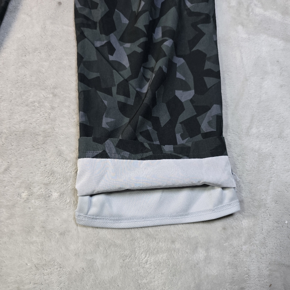 Womens FIGS Yola FREEx Lined Skinny Scrub Pants Bonsai Camo sz Lg - Picture 9 of 12